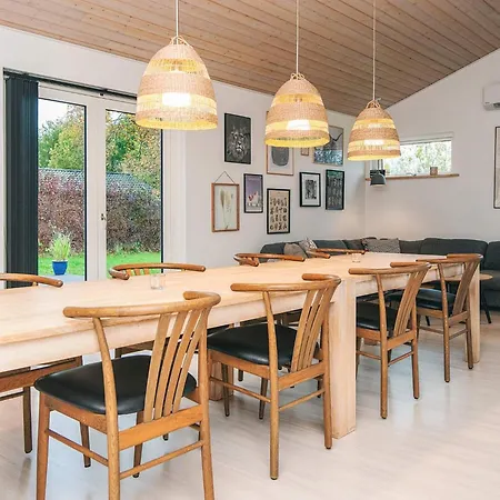 10 Person In Holiday home Glesborg