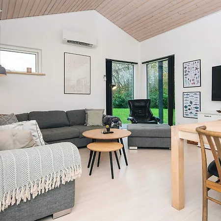 Holiday home 10 Person In Glesborg